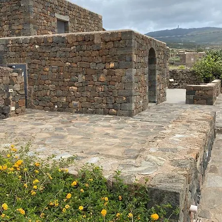 Tatil Evi Dammuso Anir