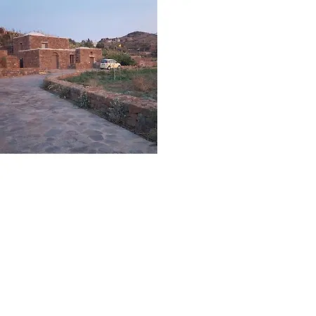 Dammuso Anir * San Michele (Pantelleria)